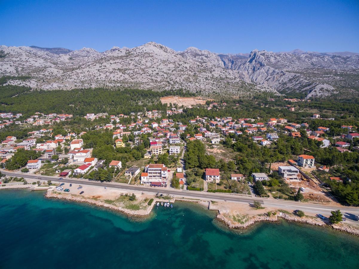 Apartments And Rooms Dragica Starigrad Paklenica Εξωτερικό φωτογραφία
